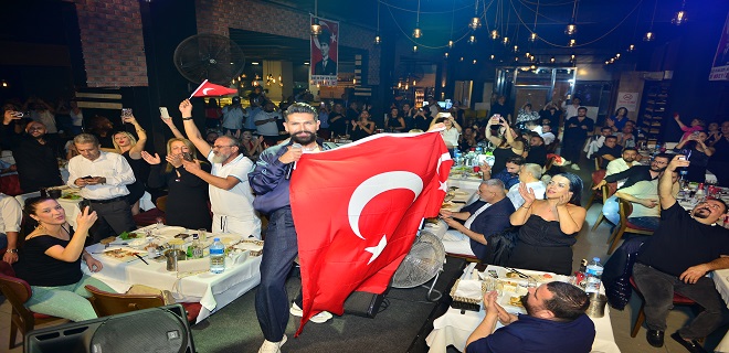 Mehmet Çevik’le 100. yıl coşkusu