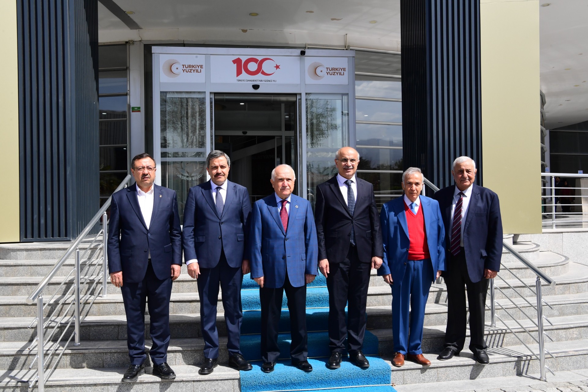 Cumhurbaşkanlığı Yüksek İstişare Kurulu Üyesi Cemil Çiçek, Başkan Er’i ziyaret etti