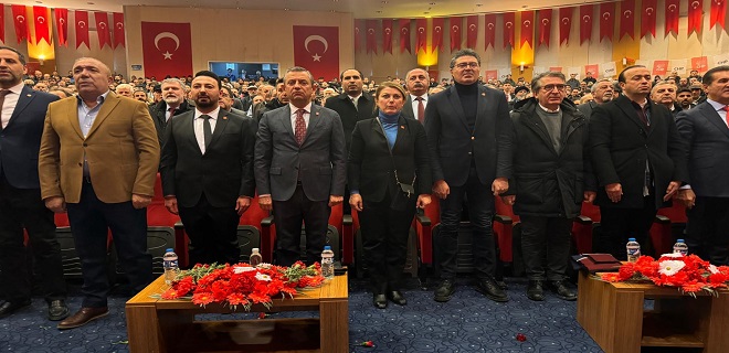 CHP Genel Başkanı Özgür Özel Erzurum’da Halkla Buluştu