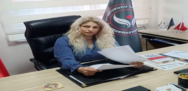 Gazeteci yazar  Aden suna göl Kaleminden