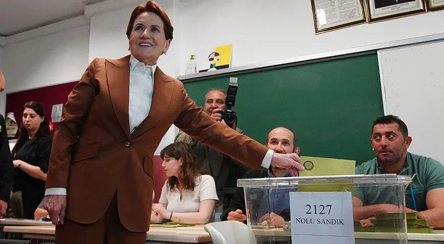 Akşener, oyunu İstanbul'da kullandı