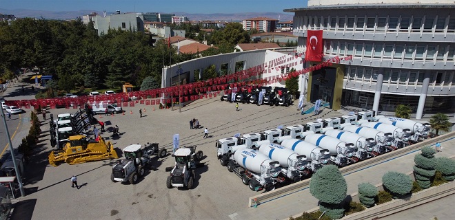 Büyükşehir Belediyesi Araç Filosunu Güçlendiriyor