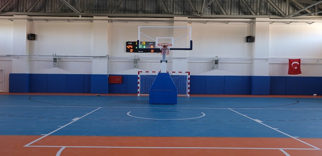 500 Seyirci Kapasiteli Kapalı Spor Salonu Tamamlandı