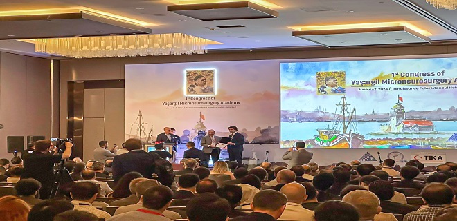 Doç. Dr. Şahin’e Yılın En İyi Genç Beyin Cerrahı Ödülü…