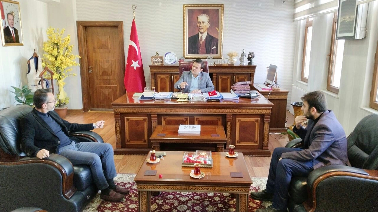 (GBBD) Genel Başkanı Altından Palandöken İlçe Kaymakamı Tutkan'a Hayırlı Olsun Ziyaretin de Bulundu.