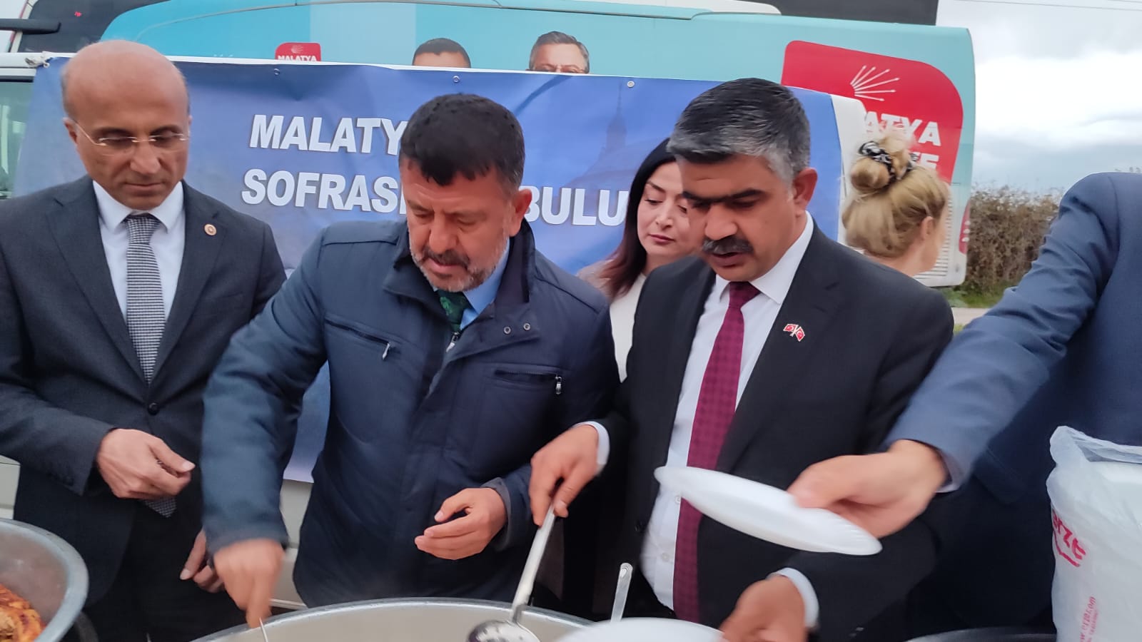 Karakuş, ‘ Depremzedenin Çilesi Bitmiyor ‘