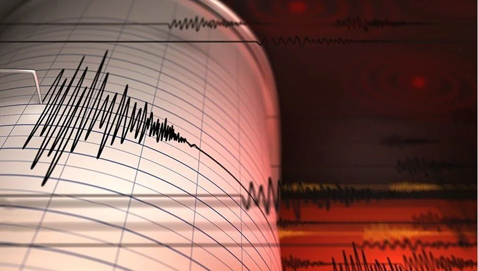 İran'da 4,9 büyüklüğünde deprem