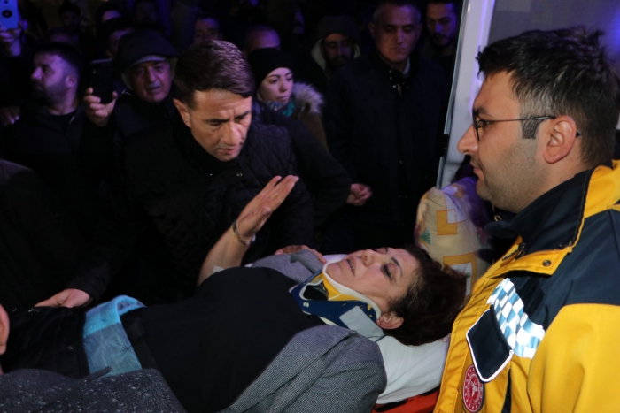 HDP’li Beştaş, Erzurum'da trafik kazası geçirdi... Ambülans uçakla Ankara’ya gönderildi