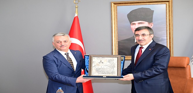 Cumhurbaşkanı Yardımcısı Cevdet Yılmaz Malatya’yı Ziyaret Etti